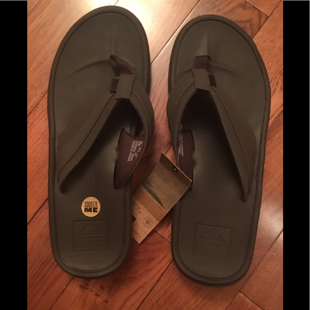 REEF Men’s  NWT Phoenix Dk. Brown Flip Fliops